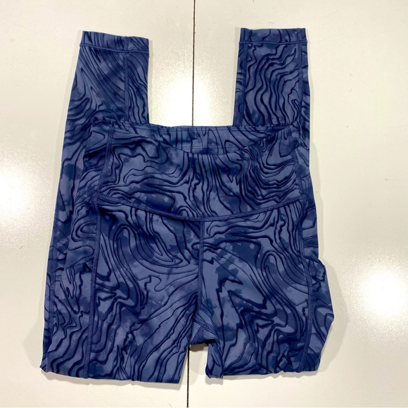 Athleta Blue Print Ultimate Stash Pocket 7/8 Woman’s Activewear Tights Size XS - Picture 5 of 13